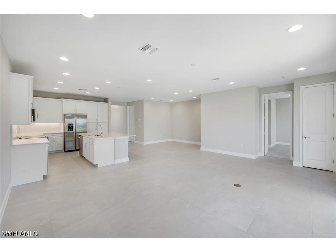 3368 Meloy Drive Fort Myers FL 33905 226011990 image5