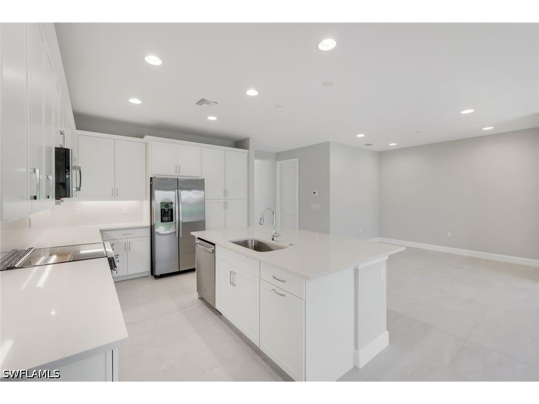 3368 Meloy Drive Fort Myers FL 33905 226011990 image7