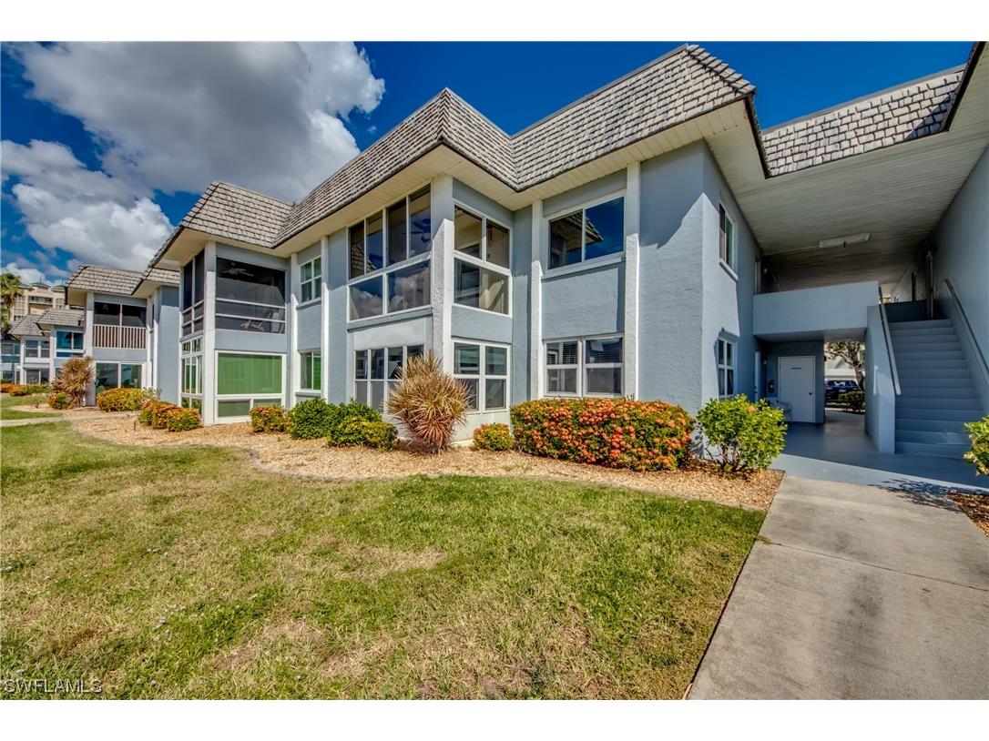 3368 N Key Drive #6 North Fort Myers FL 33903 223082059 image1