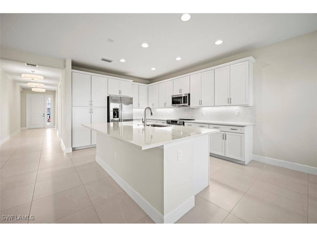 3369 Meloy Drive Fort Myers FL 33905 225066177 image6