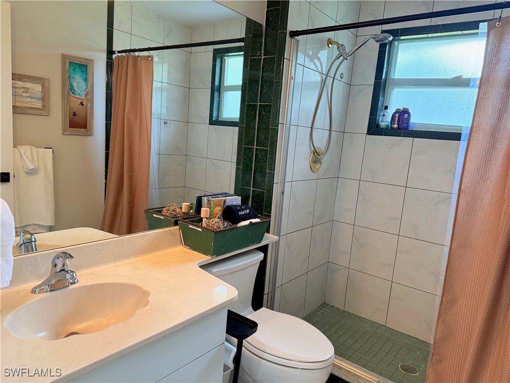 337 Emerald Bay Circle #U1 Naples FL 34110 225073990 image21