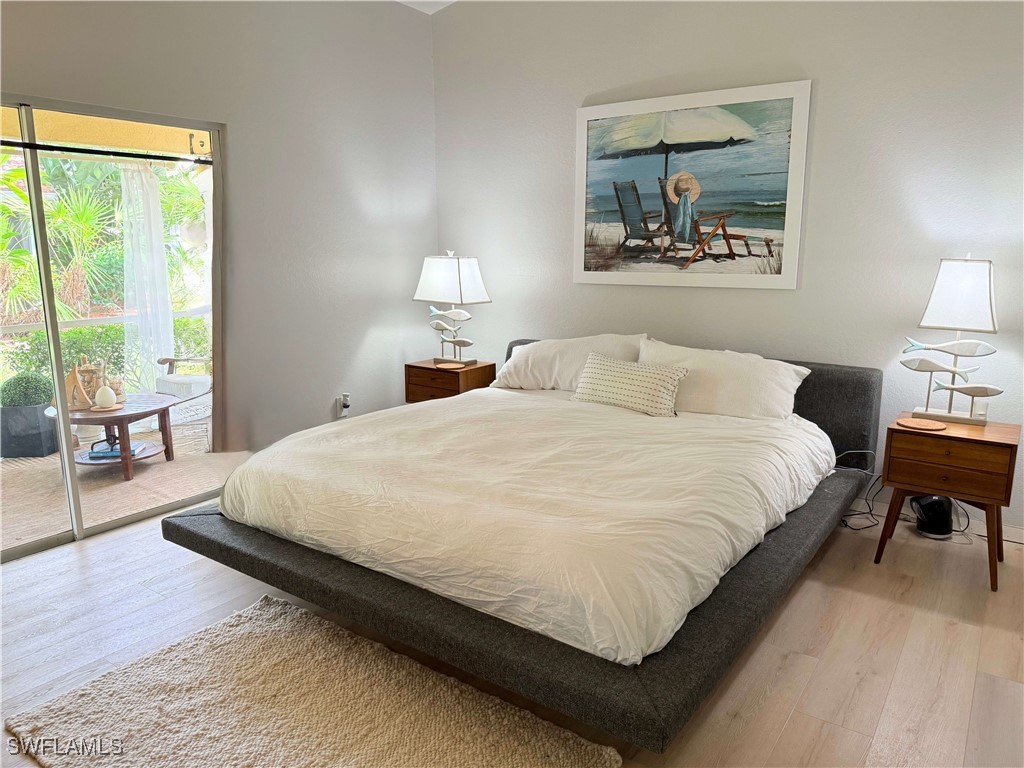 337 Emerald Bay Circle #U1 Naples FL 34110 225073990 image4