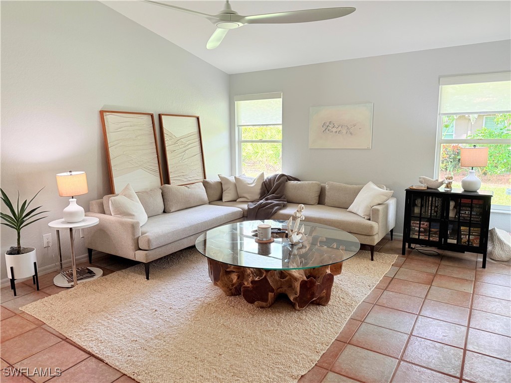 337 Emerald Bay Circle #U1 Naples FL 34110 225073990 image7