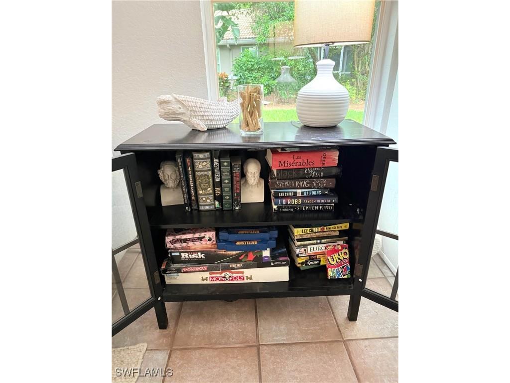 337 Emerald Bay Circle #U1 Naples FL 34110 225073990 image8