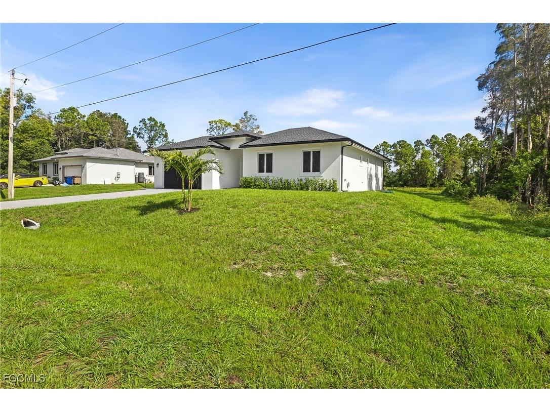 337 Jourferie Road Lehigh Acres FL 33974 2025012540 image3
