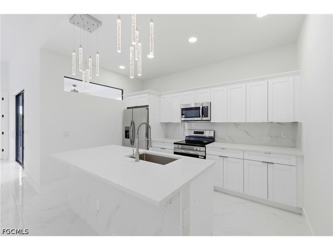 337 NE 13th Street Cape Coral FL 33909 2026016640 image9