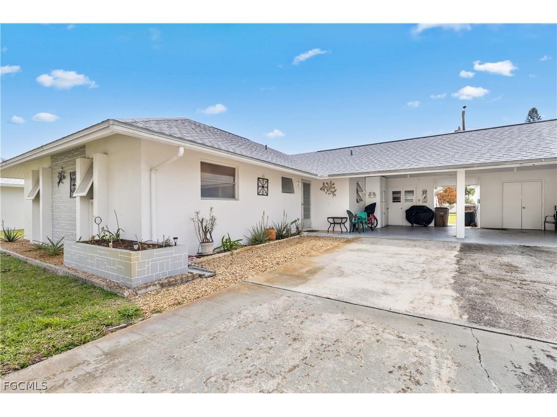 337 Richland Road Lehigh Acres FL 33936 2026010245 image2