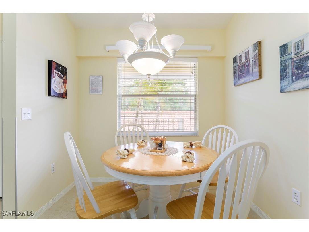 337 Robin Hood Circle #204 Naples FL 34104 225072687 image8