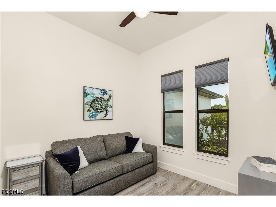 337 SW 31st Avenue Cape Coral FL 33991 2026017760 image6