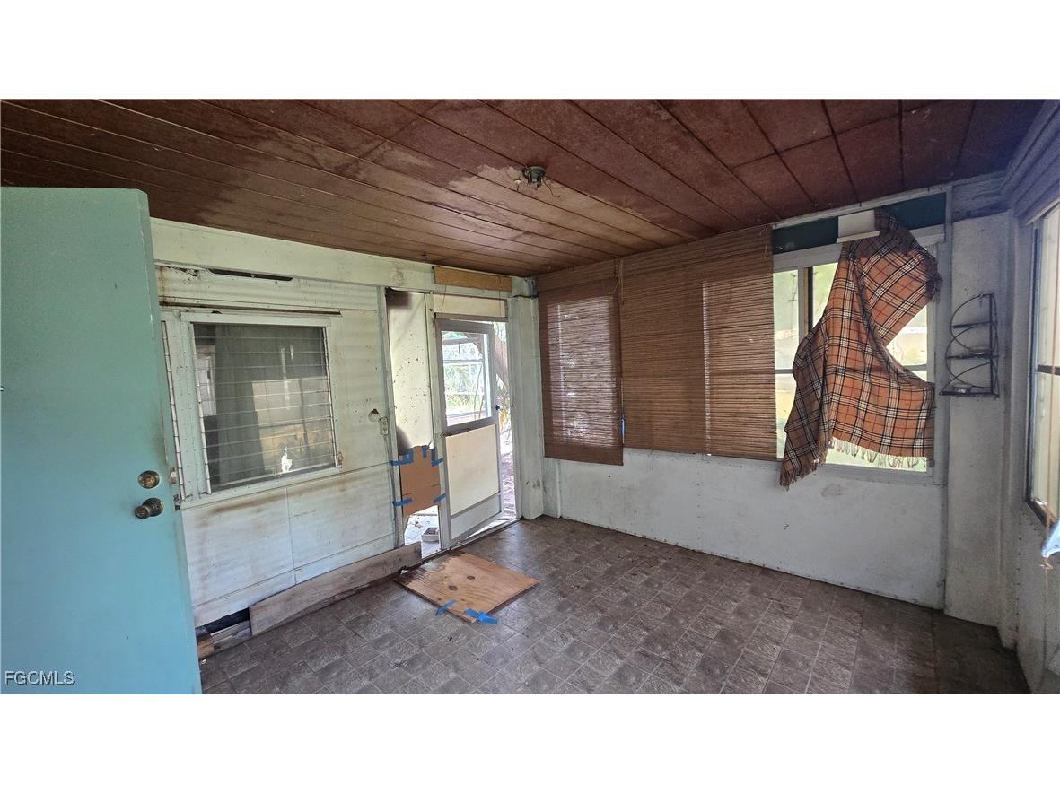 337 Sacramento Street North Fort Myers FL 33903 2025021681 image6