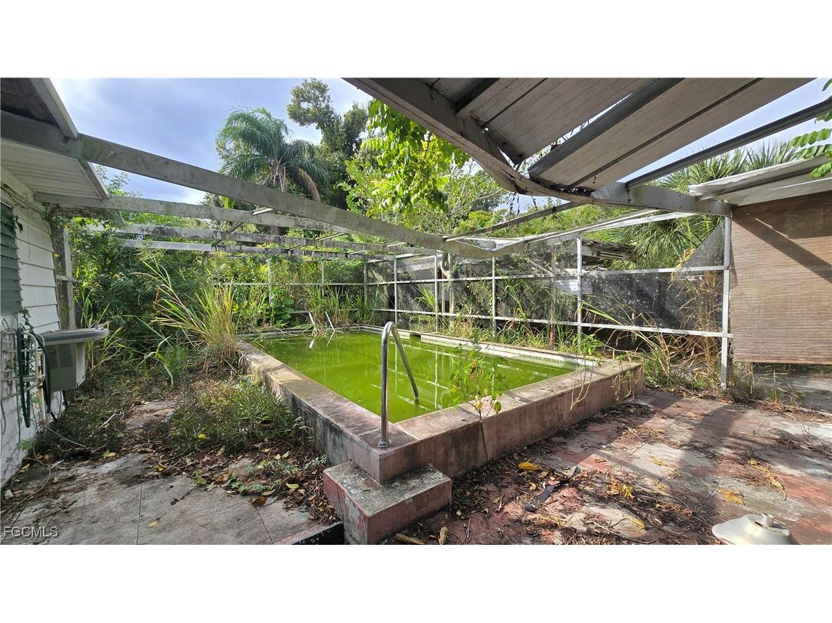 337 Sacramento Street North Fort Myers FL 33903 2025021681 image7