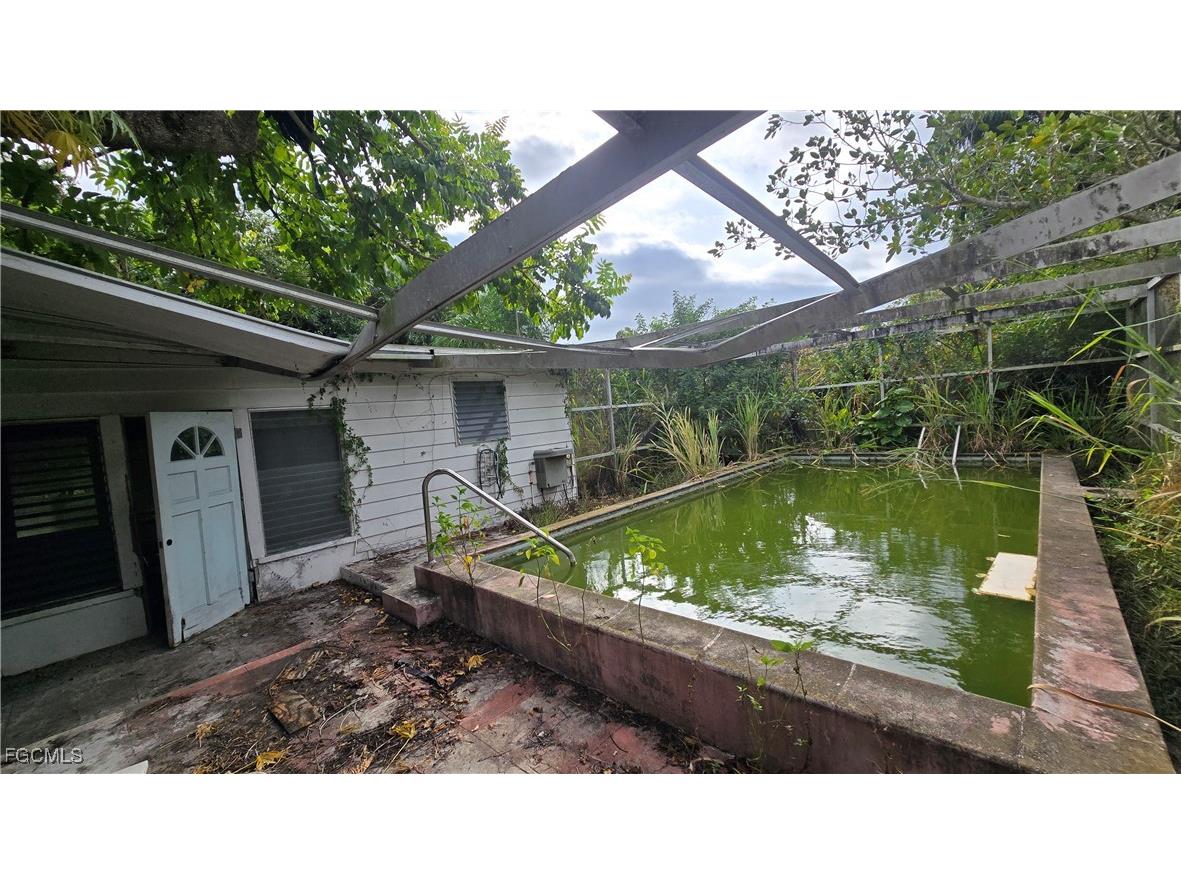 337 Sacramento Street North Fort Myers FL 33903 2025021681 image8