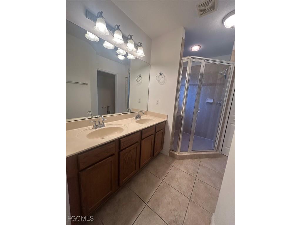 3370 Dandolo Circle Cape Coral FL 33909 2025022340 image25