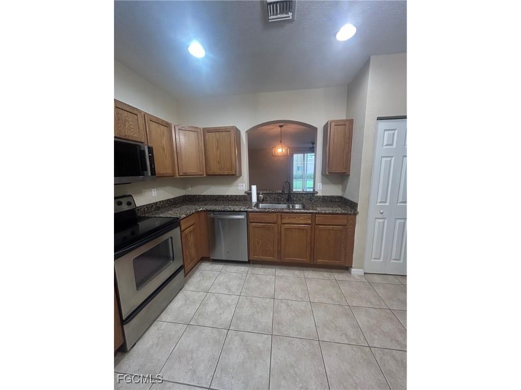 3370 Dandolo Circle Cape Coral FL 33909 2025022340 image5