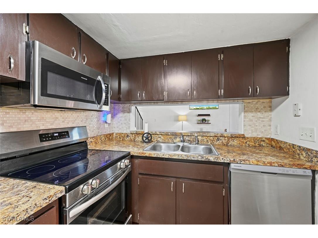 3371 Alouette Circle #2 Fort Myers FL 33907 225076847 image7