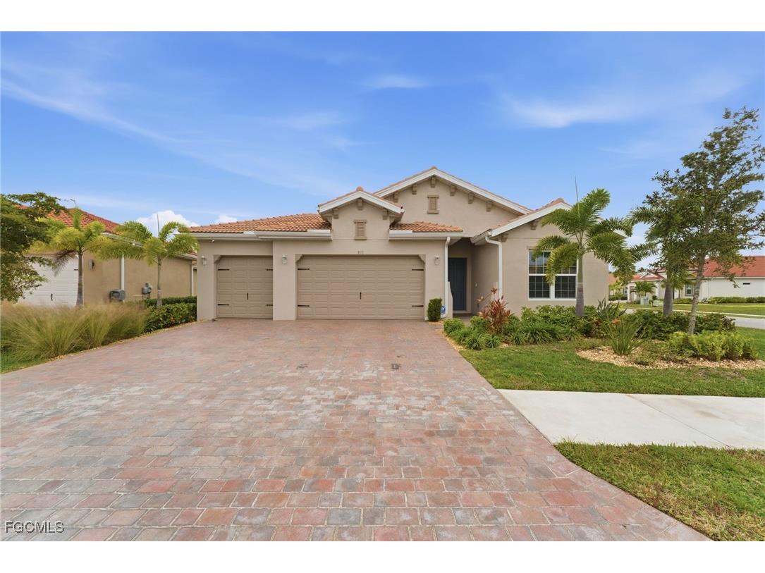 3371 Cherry Palm Drive North Fort Myers FL 33917 2026002859 image1