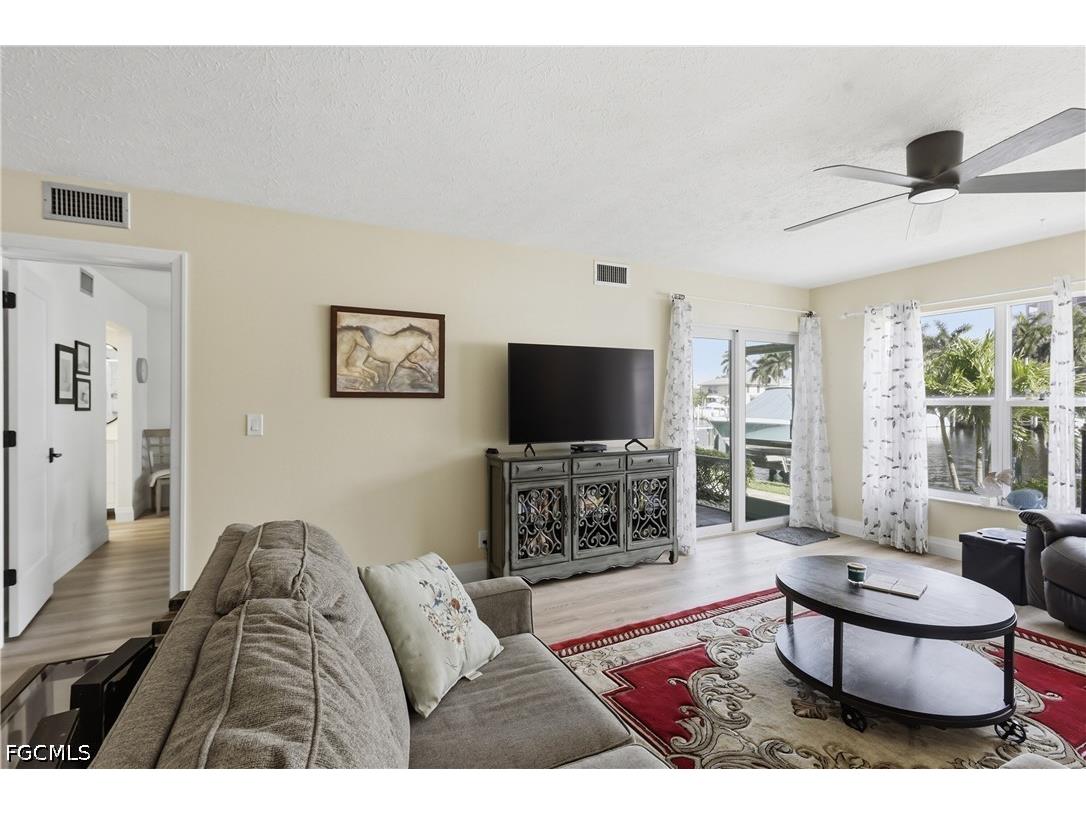 3371 N Key Drive #105 North Fort Myers FL 33903 2026020789 image13