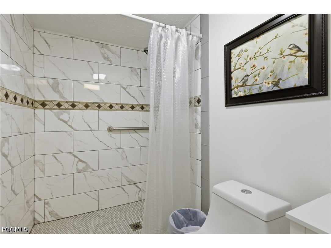 3371 N Key Drive #105 North Fort Myers FL 33903 2026020789 image24