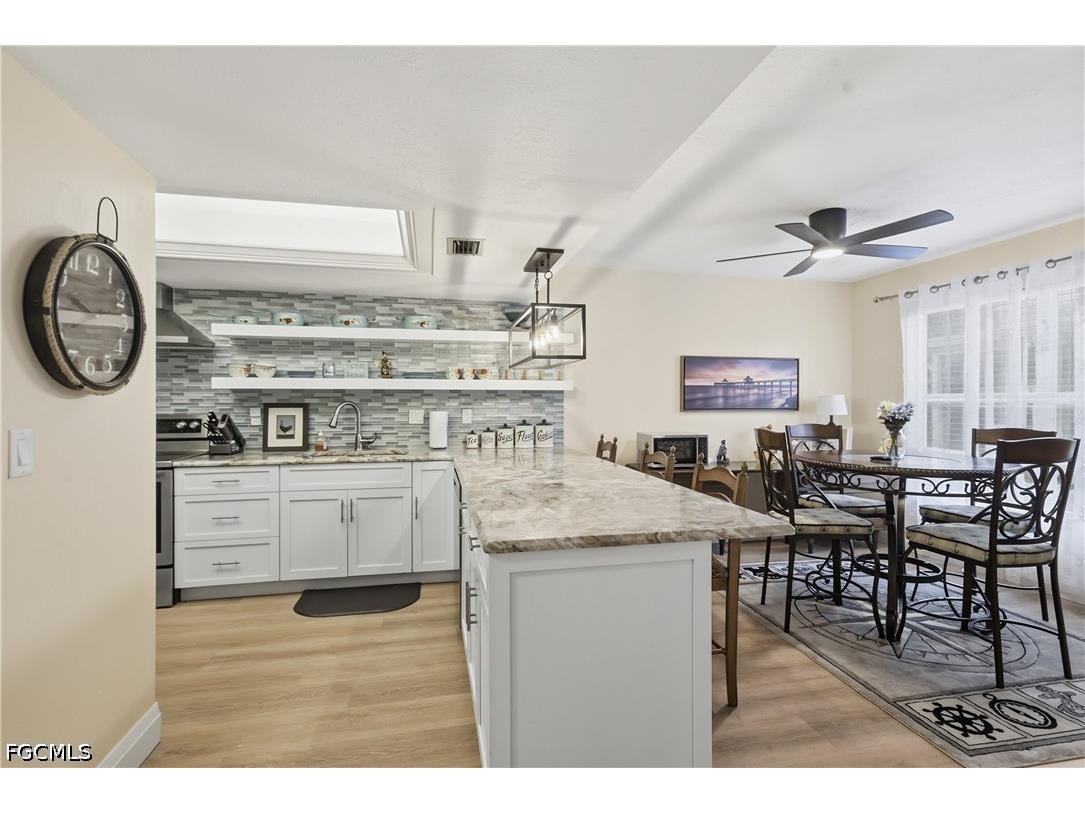 3371 N Key Drive #105 North Fort Myers FL 33903 2026020789 image8