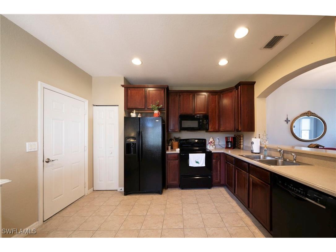 3372 Dandolo Circle Cape Coral FL 33909 225082829 image5