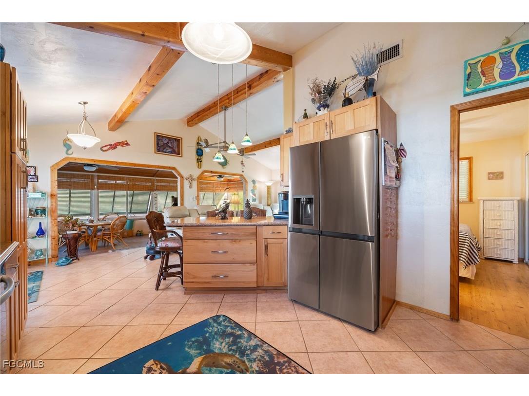 3374 York Road Saint James City FL 33956 2025021424 image11