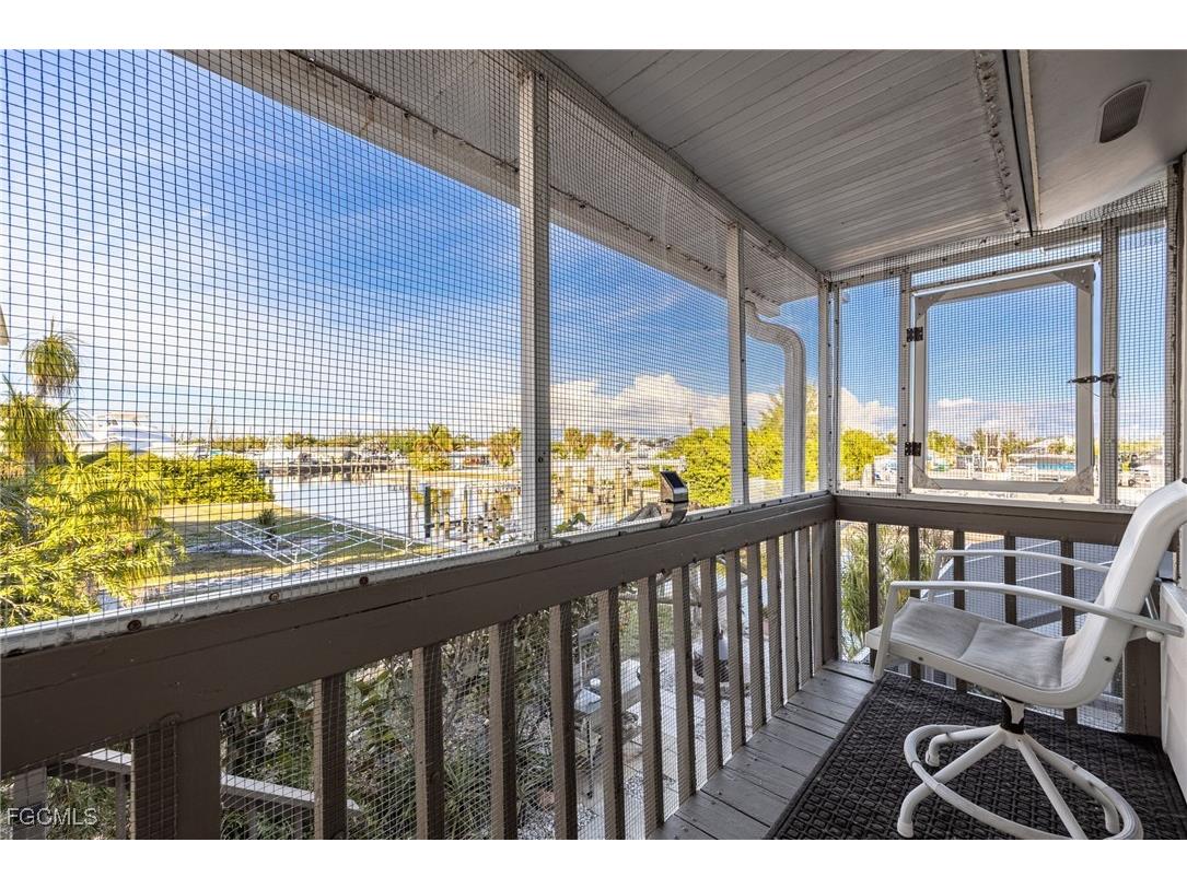 3374 York Road Saint James City FL 33956 2025021424 image26