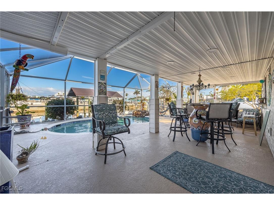 3374 York Road Saint James City FL 33956 2025021424 image33