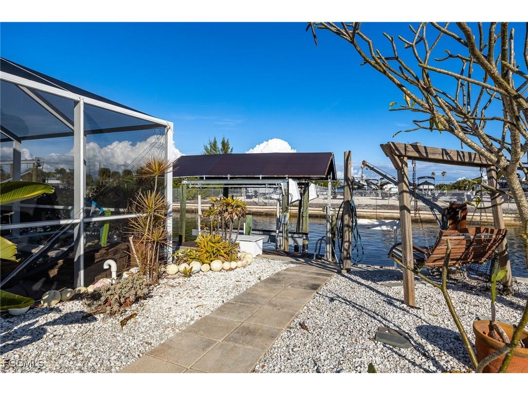 3374 York Road Saint James City FL 33956 2025021424 image37