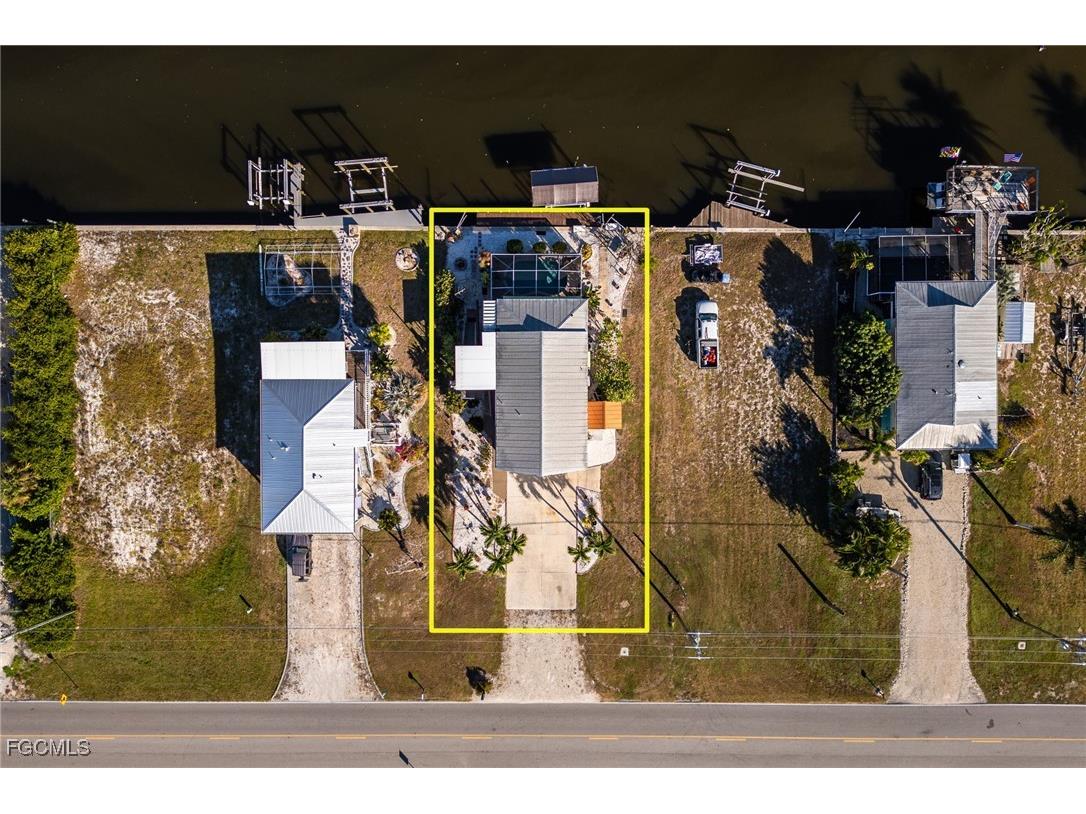 3374 York Road Saint James City FL 33956 2025021424 image40