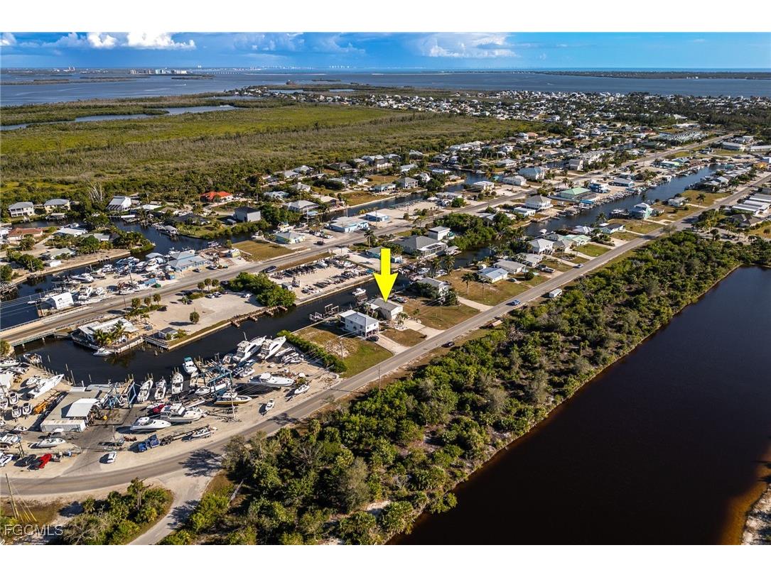 3374 York Road Saint James City FL 33956 2025021424 image48