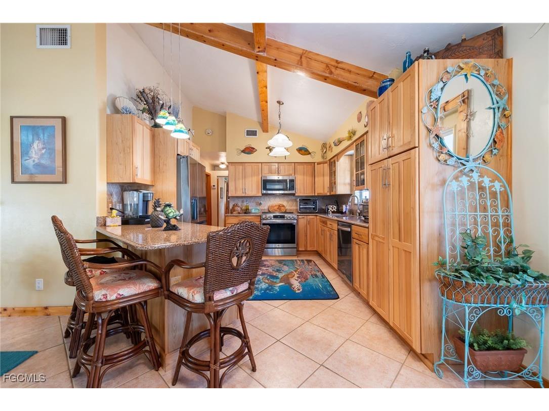 3374 York Road Saint James City FL 33956 2025021424 image8