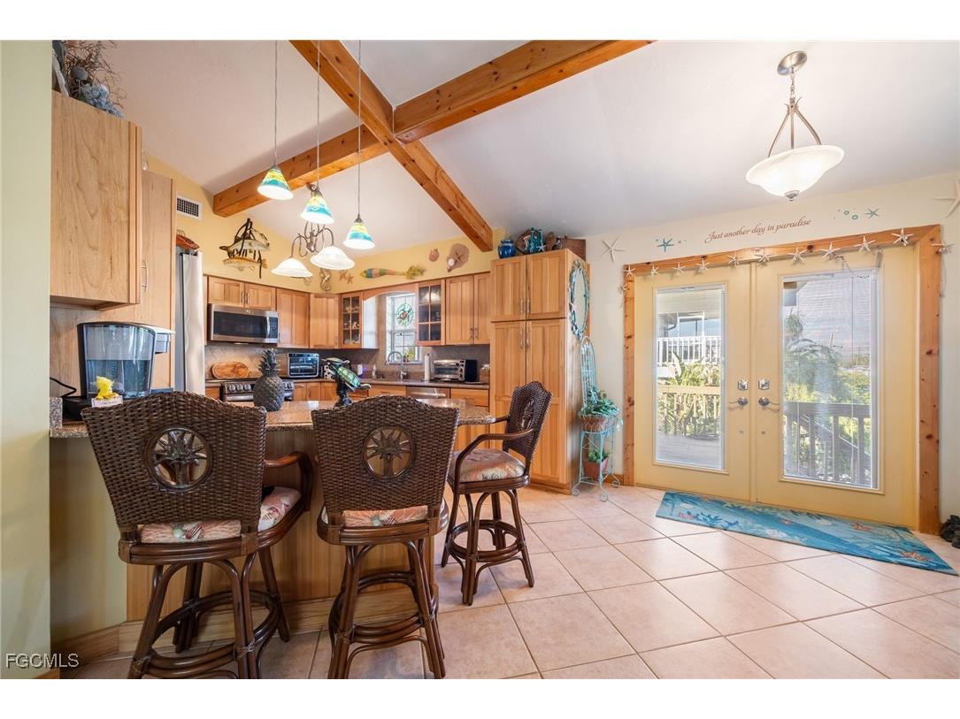 3374 York Road Saint James City FL 33956 2025021424 image9