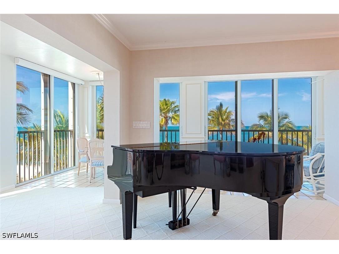 3377 Gulf Shore Boulevard N #4D Naples FL 34103 226014728 image2