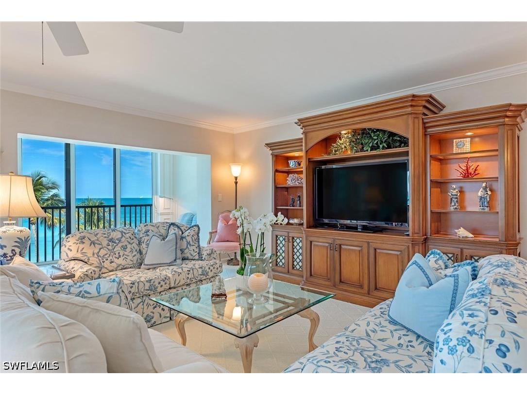3377 Gulf Shore Boulevard N #4D Naples FL 34103 226014728 image6