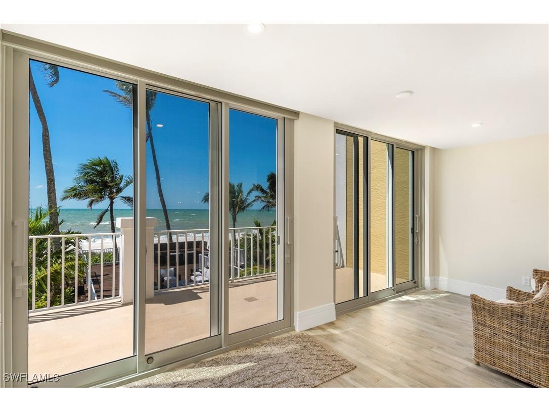 3377 Gulf Shore Boulevard N #1B Naples FL 34103 225072206 image10