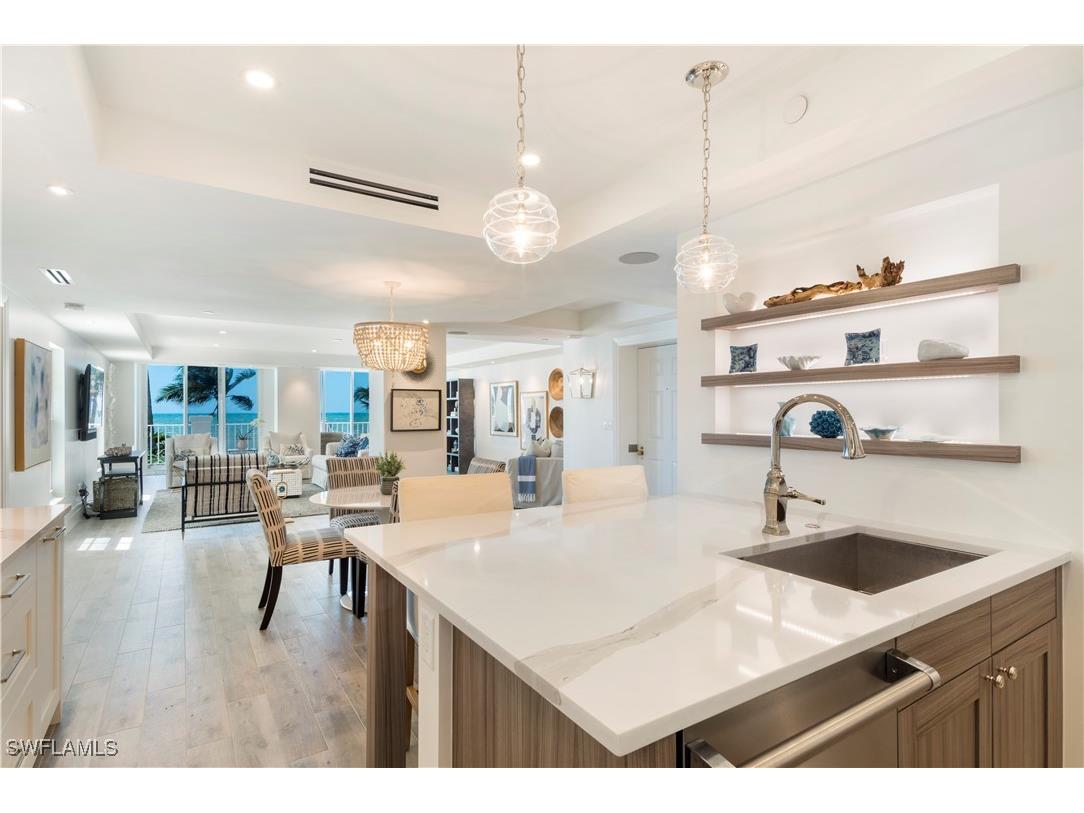 3377 Gulf Shore Boulevard N #1B Naples FL 34103 225072206 image3