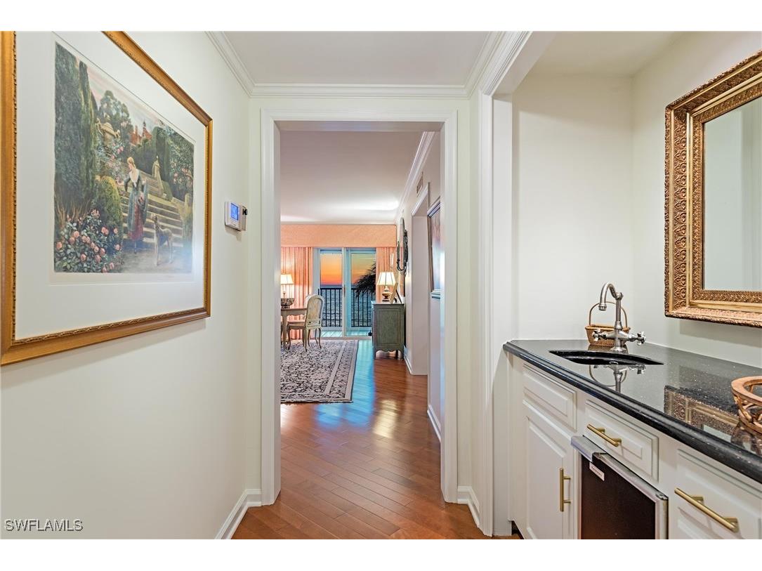 3377 Gulf Shore Boulevard N #2A Naples FL 34103 226005106 image11