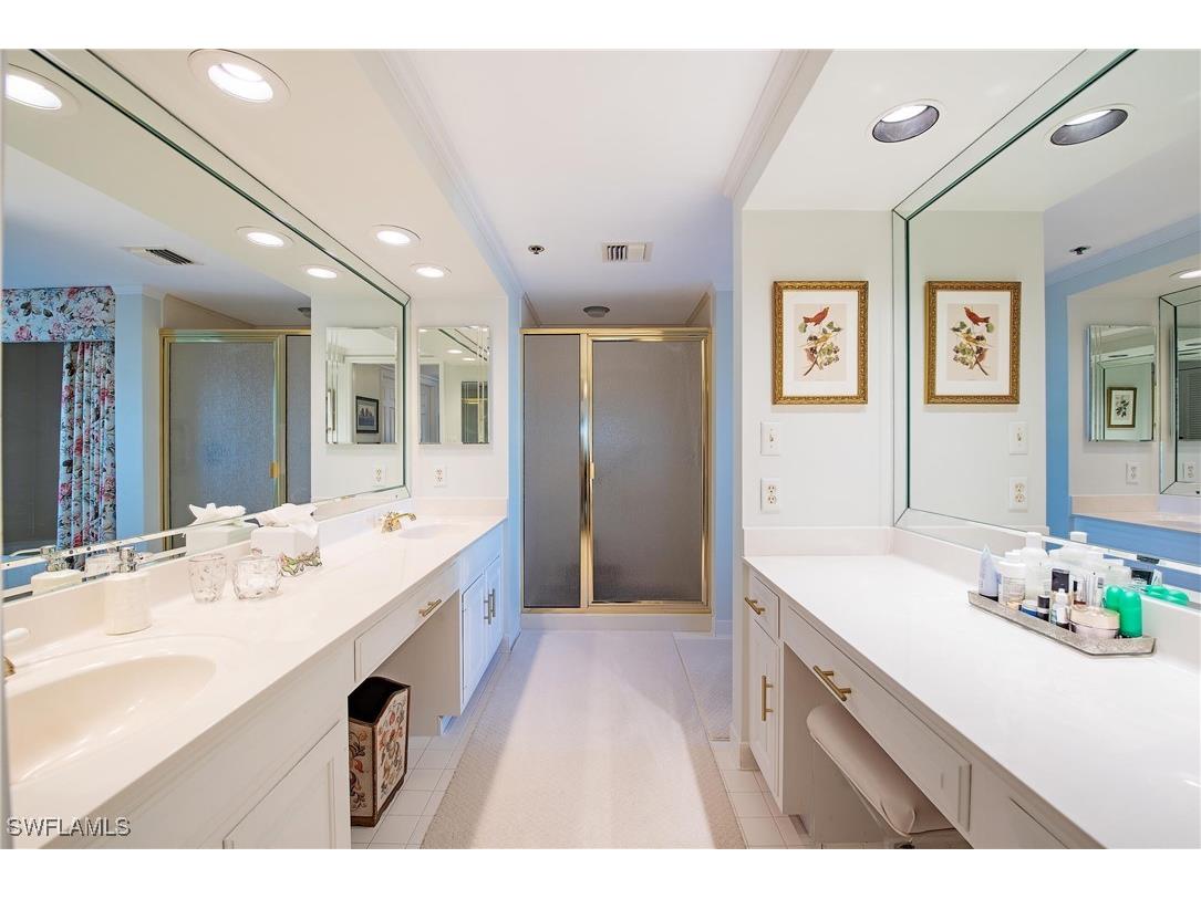 3377 Gulf Shore Boulevard N #2A Naples FL 34103 226005106 image13