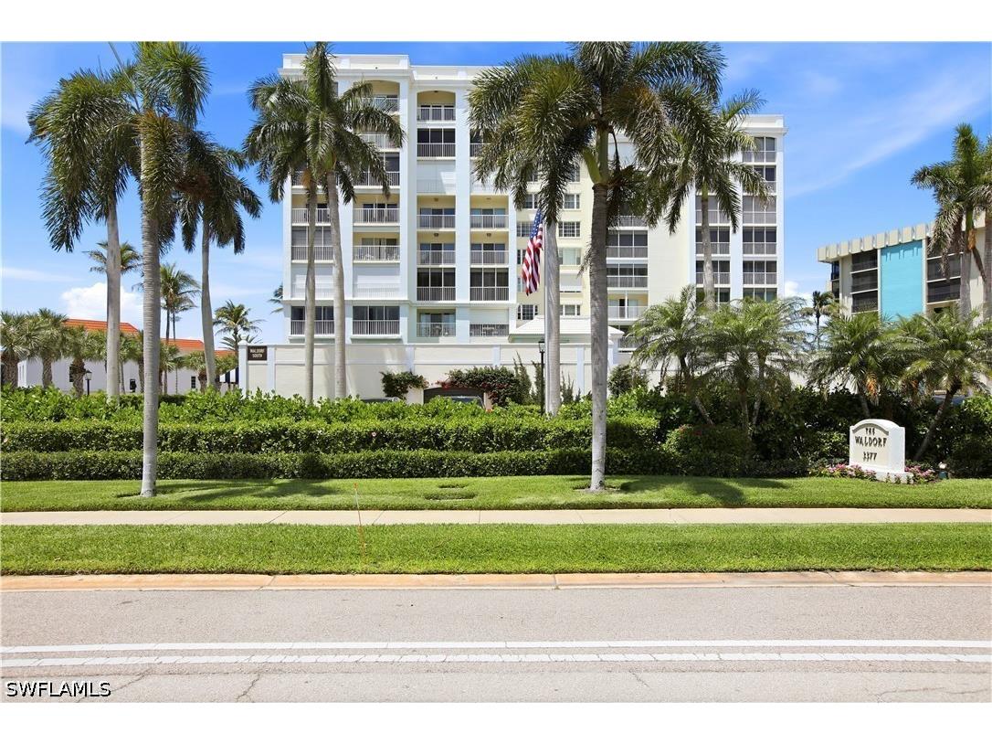 3377 Gulf Shore Boulevard N #6B Naples FL 34103 226016198 image1