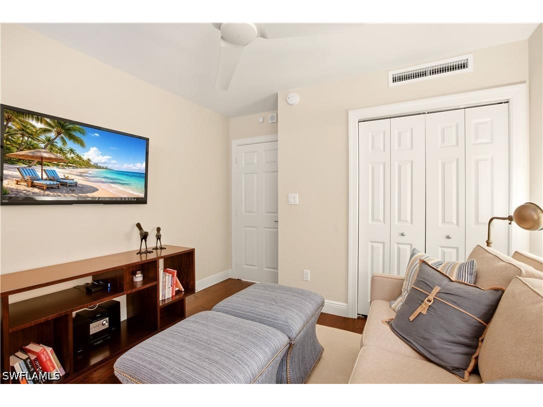 3377 Gulf Shore Boulevard N #6B Naples FL 34103 226016198 image21