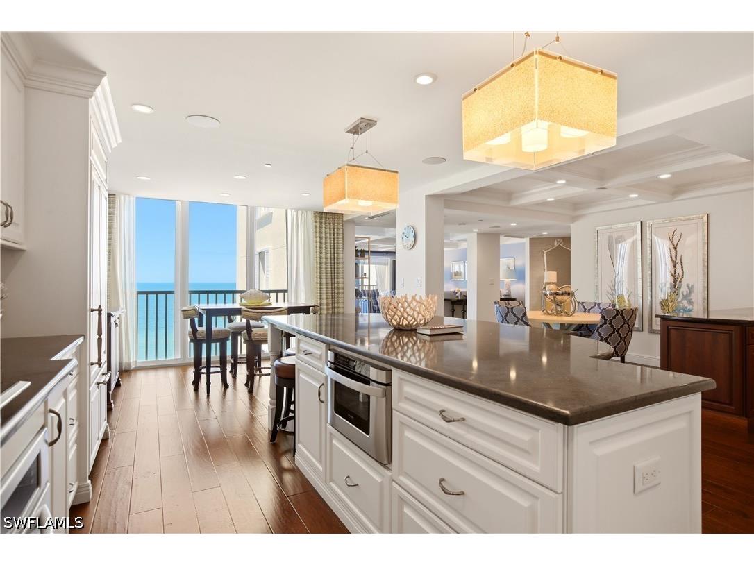 3377 Gulf Shore Boulevard N #6B Naples FL 34103 226016198 image6