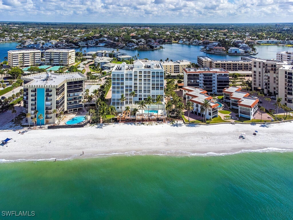 3377 Gulf Shore Boulevard N #6C Naples FL 34103 226003347 image3