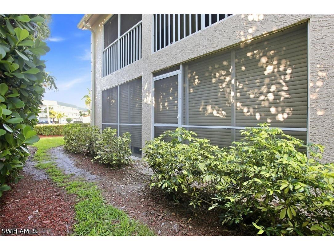 338 Bradstrom Circle #104A Naples FL 34113 226021110 image36