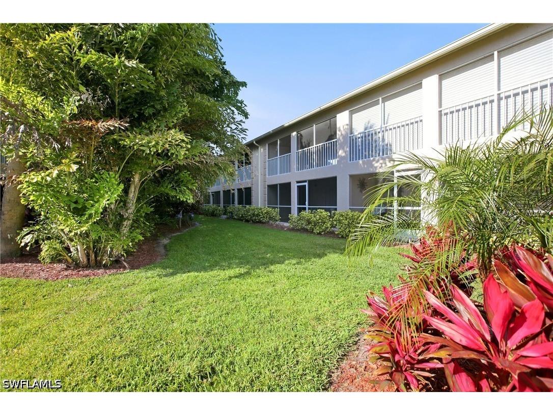 338 Bradstrom Circle #104A Naples FL 34113 226021110 image38