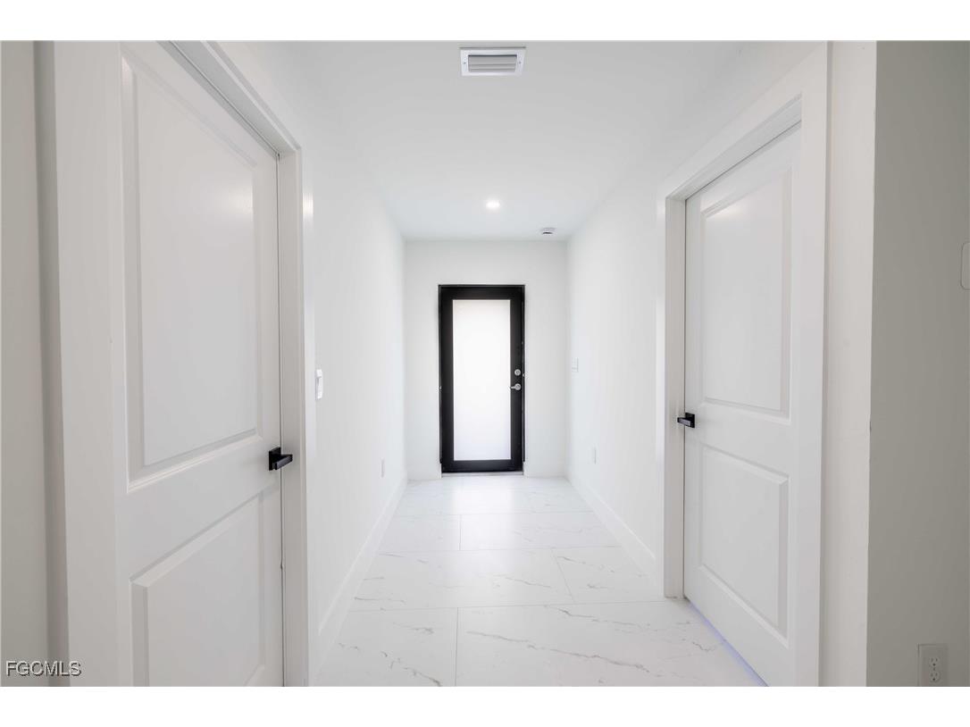 338 Harry Avenue S Lehigh Acres FL 33973 2025020693 image7