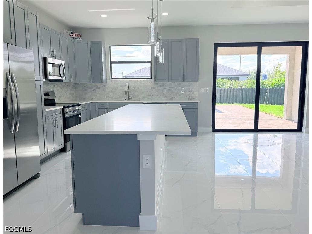 338 SW 28th Avenue Cape Coral FL 33991 2026021793 image13