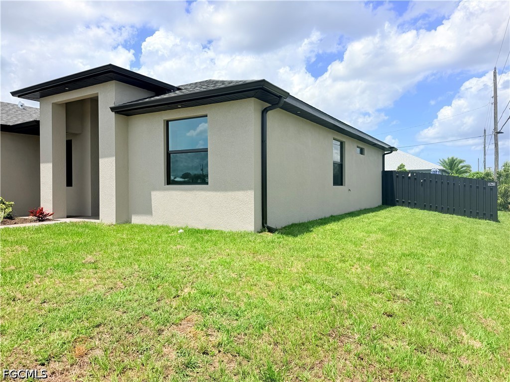 338 SW 28th Avenue Cape Coral FL 33991 2026021793 image4