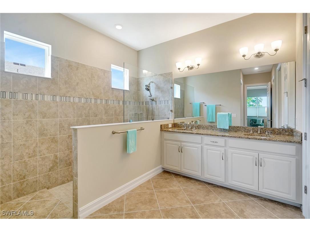 3380 Acapulco Circle Cape Coral FL 33909 225061424 image19