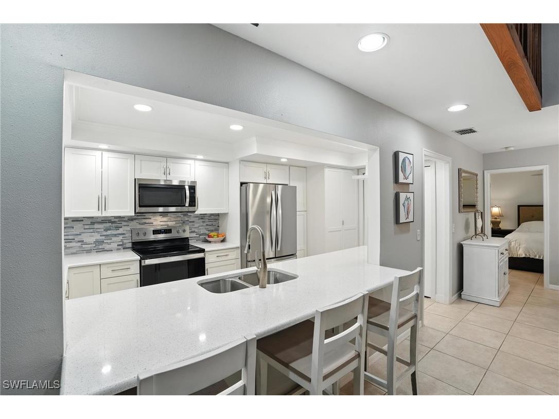 3380 Timberwood Circle Naples FL 34105 225063050 image8