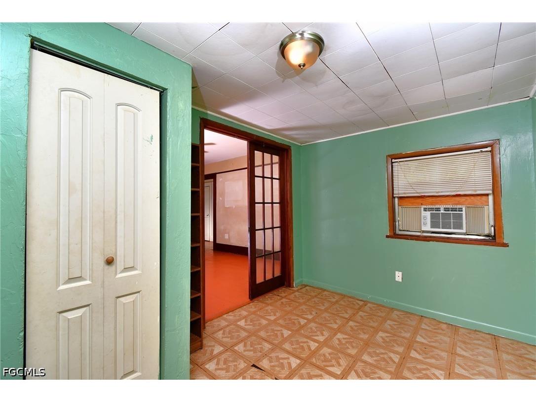 3381 Edgewood Avenue Fort Myers FL 33916 2026013826 image25